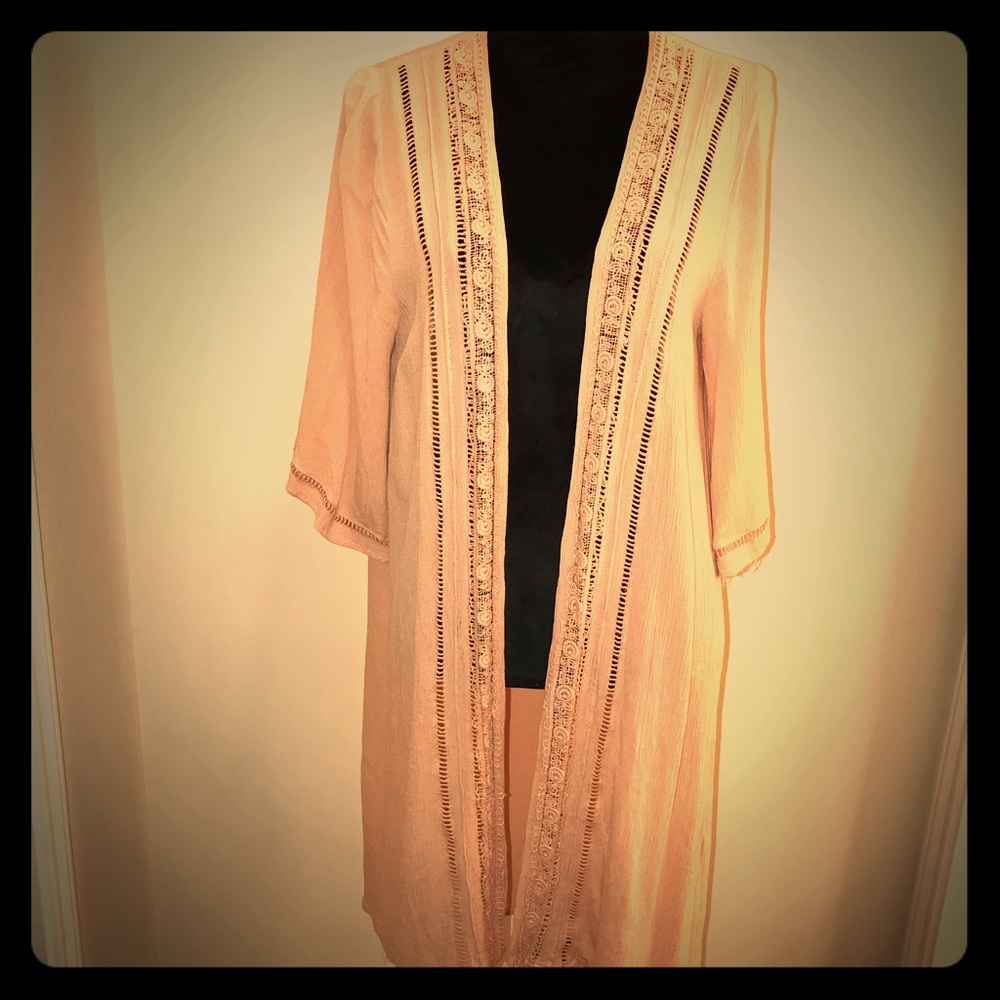 Forever 21 - F21 - Pink Kimono